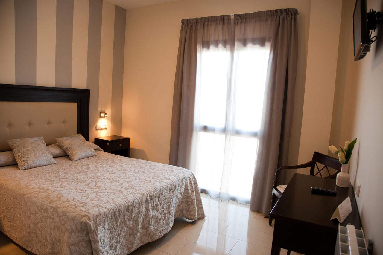 Hotel El Capricho บิยานูเอวาเดลตราบูโก ภายนอก รูปภาพ
