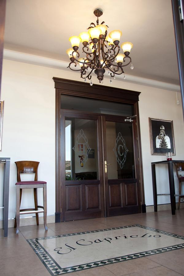 Hotel El Capricho บิยานูเอวาเดลตราบูโก ภายนอก รูปภาพ