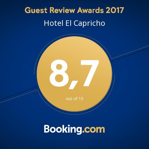 Hotel El Capricho บิยานูเอวาเดลตราบูโก ภายนอก รูปภาพ
